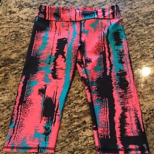 Fabletics cropped leggings